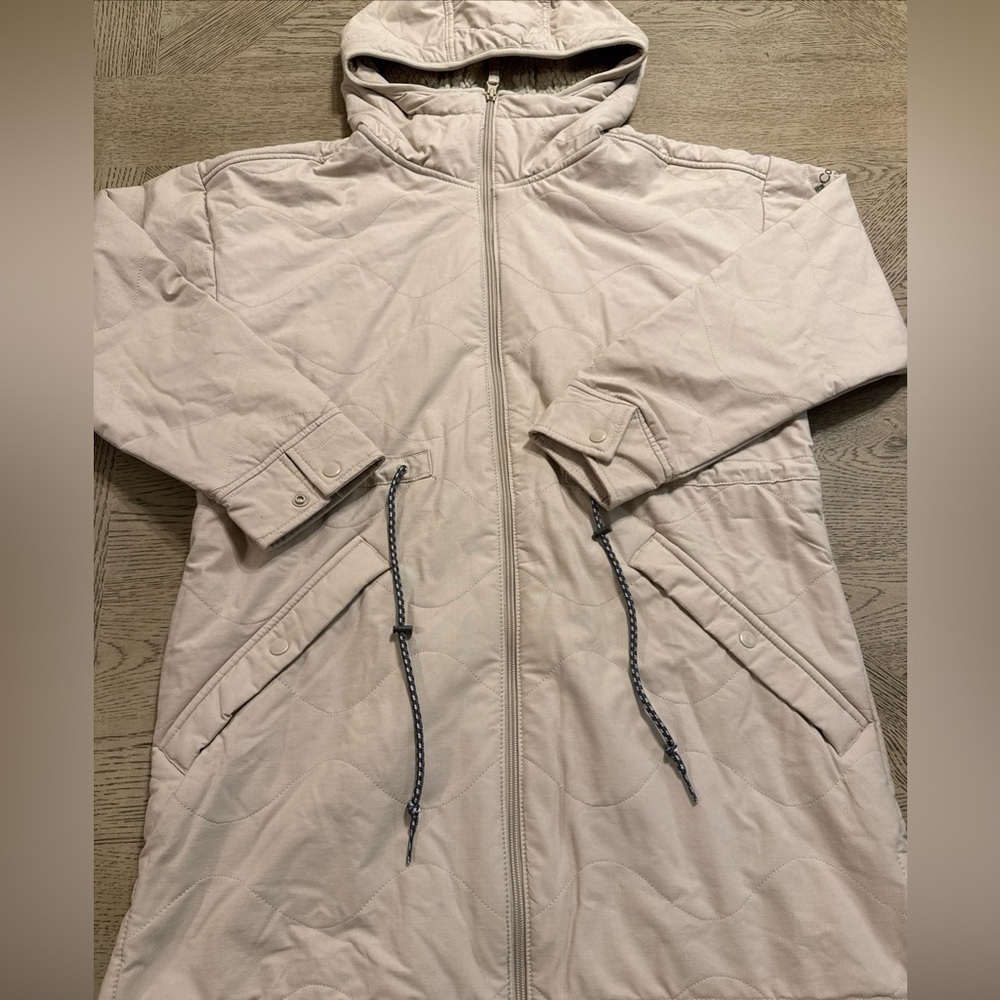Columbia Crystal Crest Quilted Jacket – Women’s Small, Sherpa-Lined